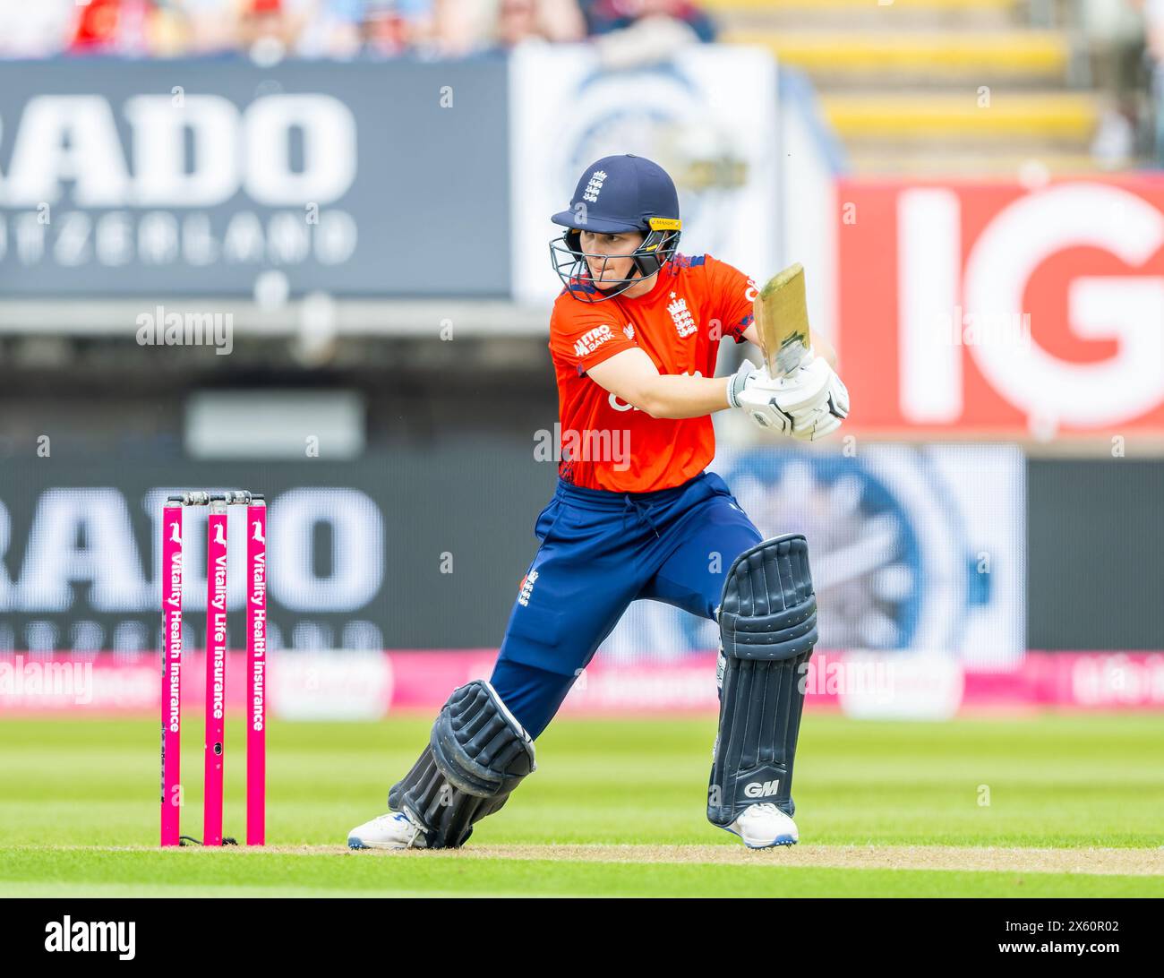 Amy Jones battant pour l'Angleterre lors de la série internationale Vitality T20 entre l'Angleterre et le Pakistan Banque D'Images
