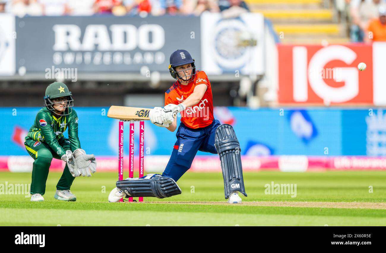 Amy Jones battant pour l'Angleterre lors de la série internationale Vitality T20 entre l'Angleterre et le Pakistan Banque D'Images