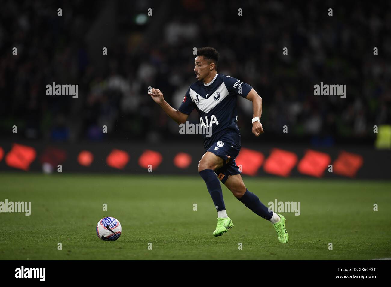 MELBOURNE, AUSTRALIE. 12 mai 2024. Sur la photo : Ben Folami (11) de Melbourne Victory en action lors des A Leagues Soccer, Melbourne Victory FC v Wellington Phoenix FC demi-finale à Melbourne AAMI Park. Crédit : Karl Phillipson/Alamy Live News Banque D'Images