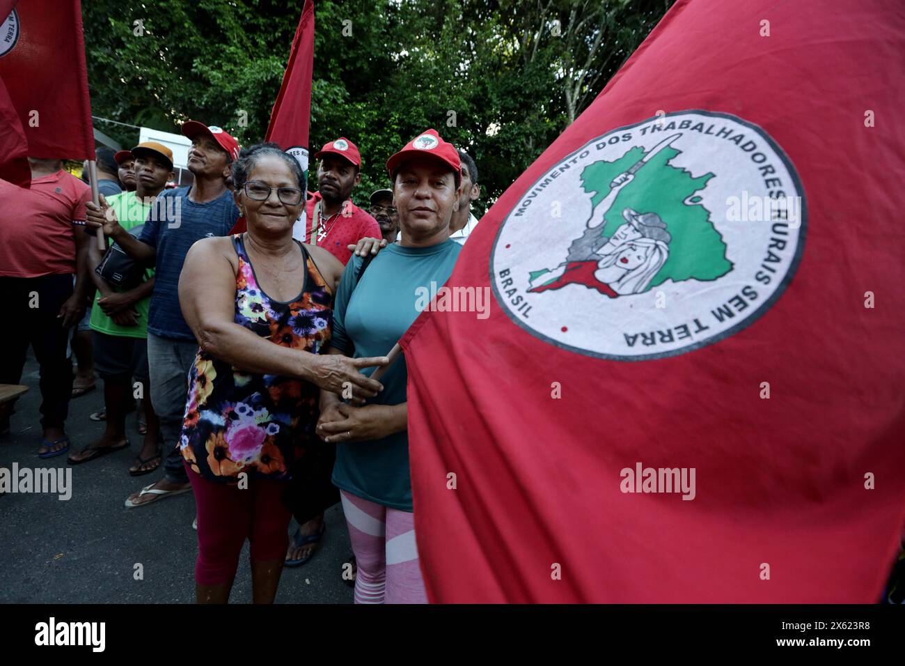 Les membres du mouvement sans terre salvador, bahia, brésil - 18 avril 2024 : les membres du Movimento SEM Terra - MST - sont vus lors d'un événement public dans la ville de Salvador. SALVADOR BAHIA BRÉSIL Copyright : xJoaxSouzax 180424JOA390 Banque D'Images