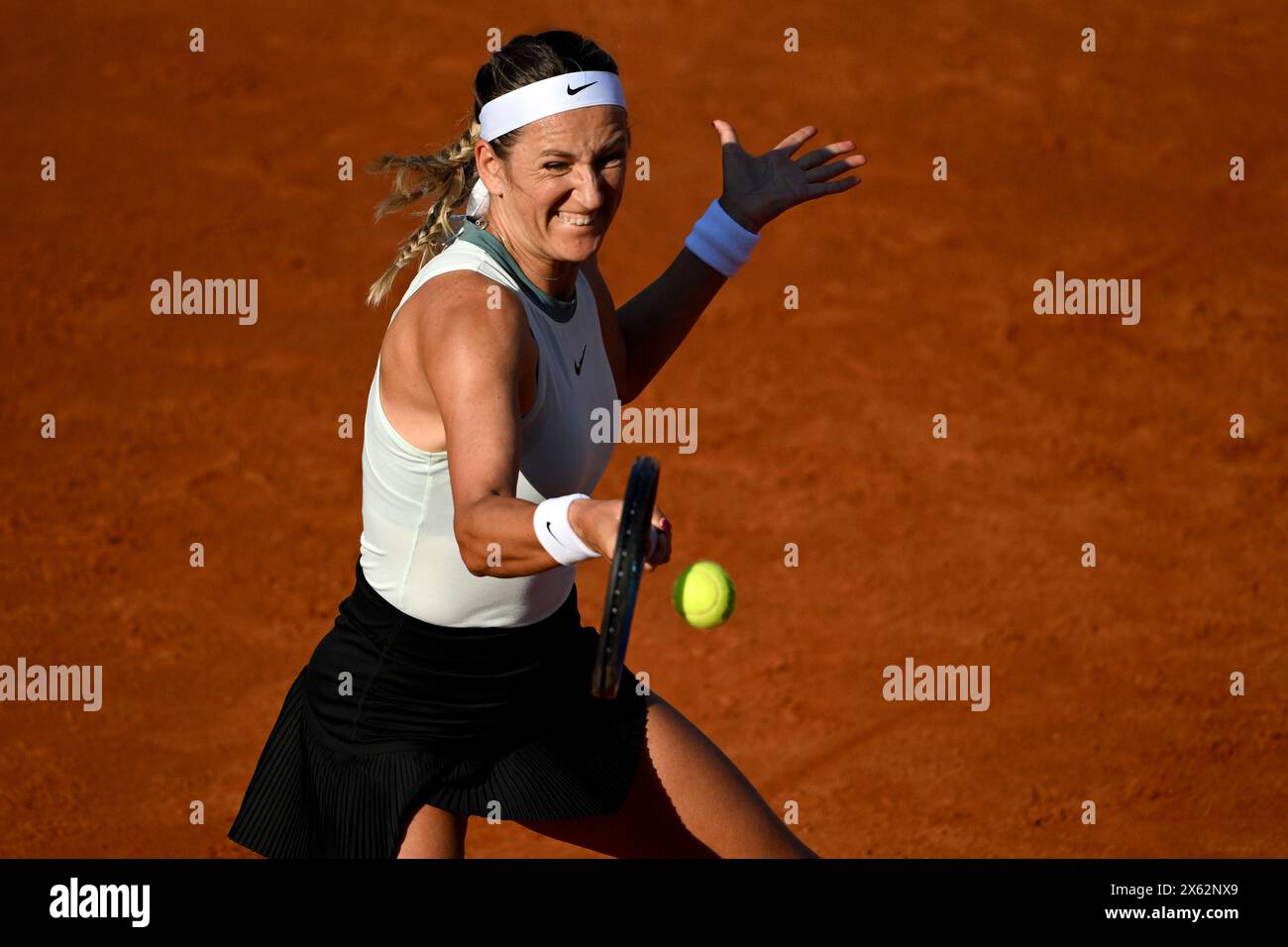 Rome, Italie. 12 mai 2024. Victoria Azarenka, de Biélorussie, en action lors du match contre Mayar Sherif Ahmed Abdel-Aziz, d'Égypte, au tournoi de tennis Internazionali BNL d'Italia 2024 au Foro Italico à Rome, Italie, le 12 mai 2024. Crédit : Insidefoto di andrea staccioli/Alamy Live News Banque D'Images