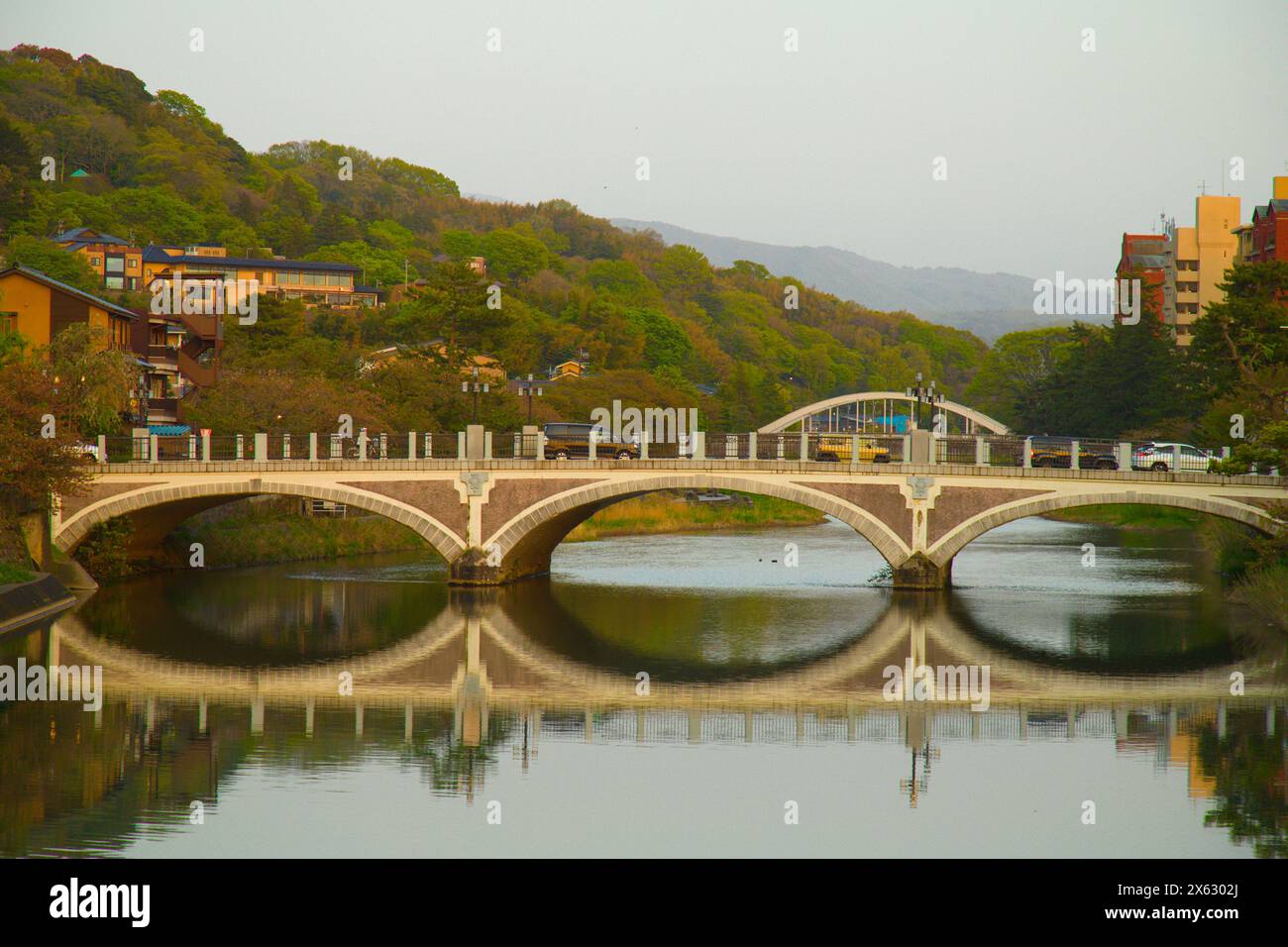 Japon, Kanazawa, rivière Asanogawa, pont Ohashi, Banque D'Images