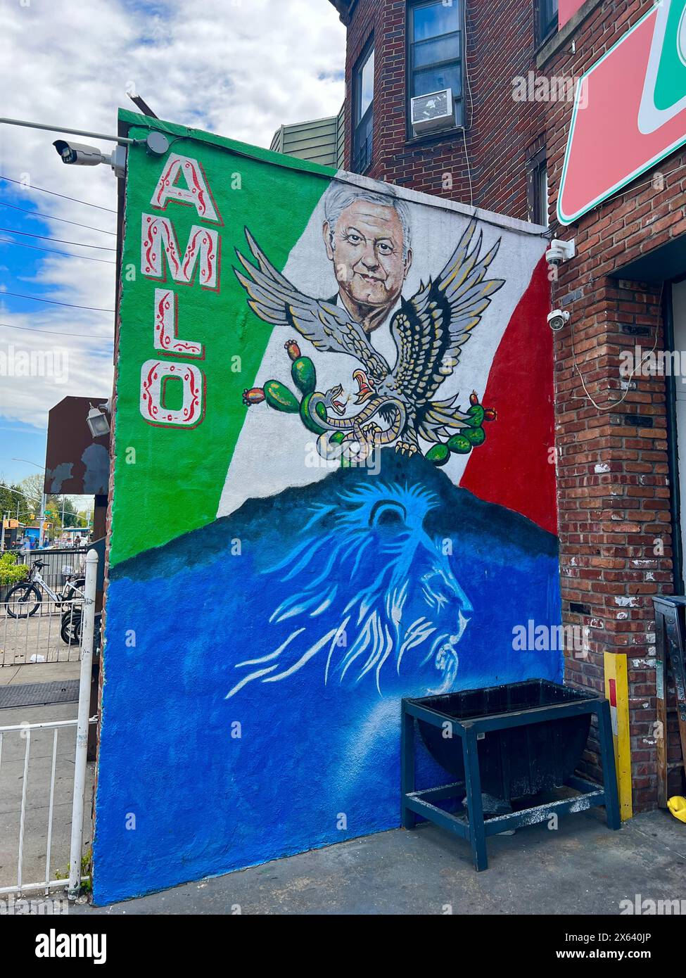 Andrés Manuel López Obrador, également connu sous ses initiales AMLO ; est un homme politique mexicain qui est le 65e et actuel président du Mexique depuis 2018 ; en 2024. Banque D'Images
