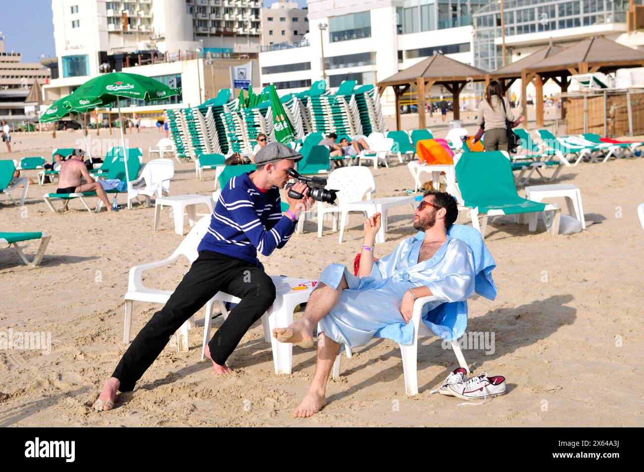 Tournage d'un court métrage sur la plage Gordon à tel-Aviv, Israël. Banque D'Images