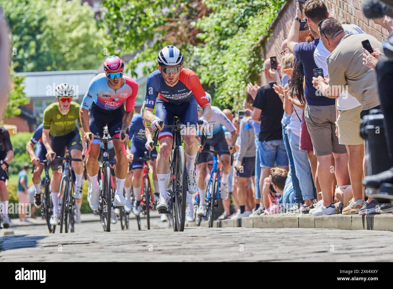 ROYAUME-UNI. 12 mai 2024. Rapha Lincoln Grand Prix Race 12 mai 2024 1. Matthieu Holmes 3:51:44 2. Adam Lewis (Team Skyline) 4 3. Matthew King (XSpeed United Continental) 9 crédit : Phil Crow/Alamy Live News Banque D'Images