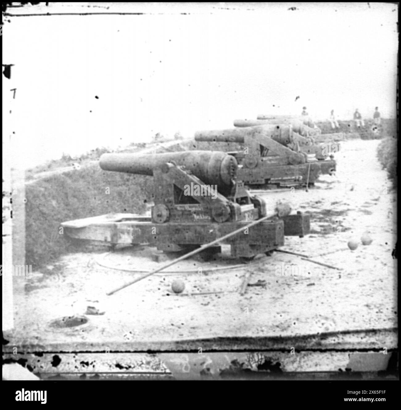 Yorktown, Virginie Batterie d'eau confédérée Magruder, avec canons de siège Rodman à canon lisse, photographies de la guerre de Sécession 1861-1865 Banque D'Images