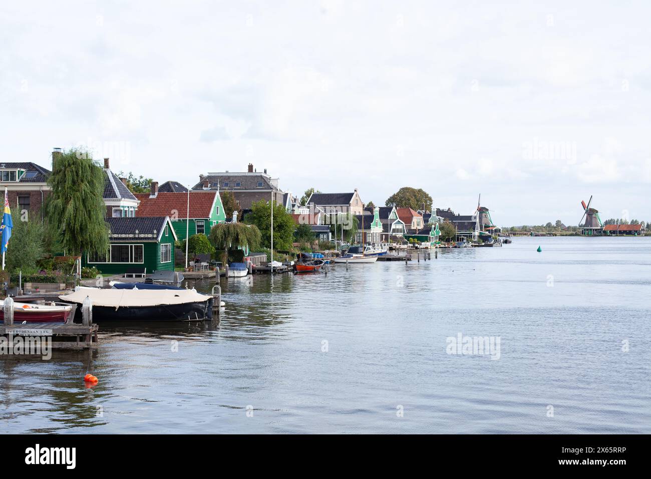 Maisons à Zaanse Schans sur la rivière Zaan Banque D'Images
