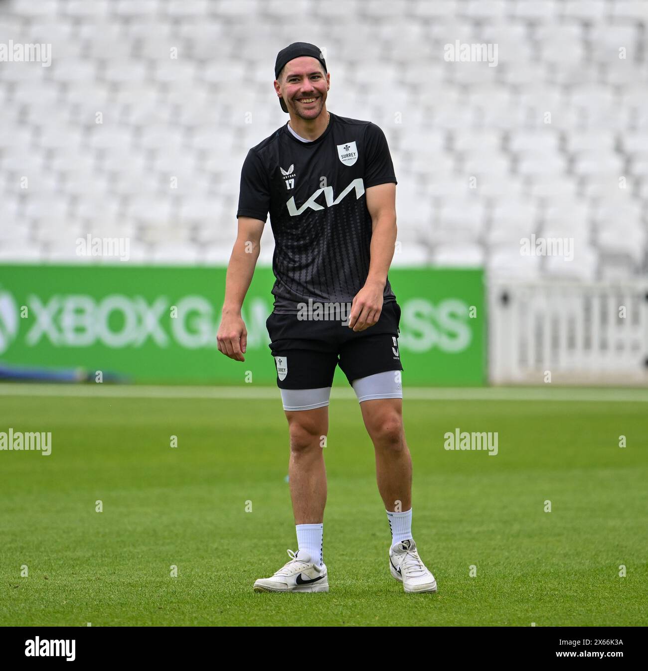 Ovale, Angleterre. 13 mai 2024. Rory Burns du Surrey County Cricket Club avant le match de championnat Vitality County entre Surrey CCC et Warwickshire CCC. Crédit : Nigel Bramley/Alamy Live News Banque D'Images
