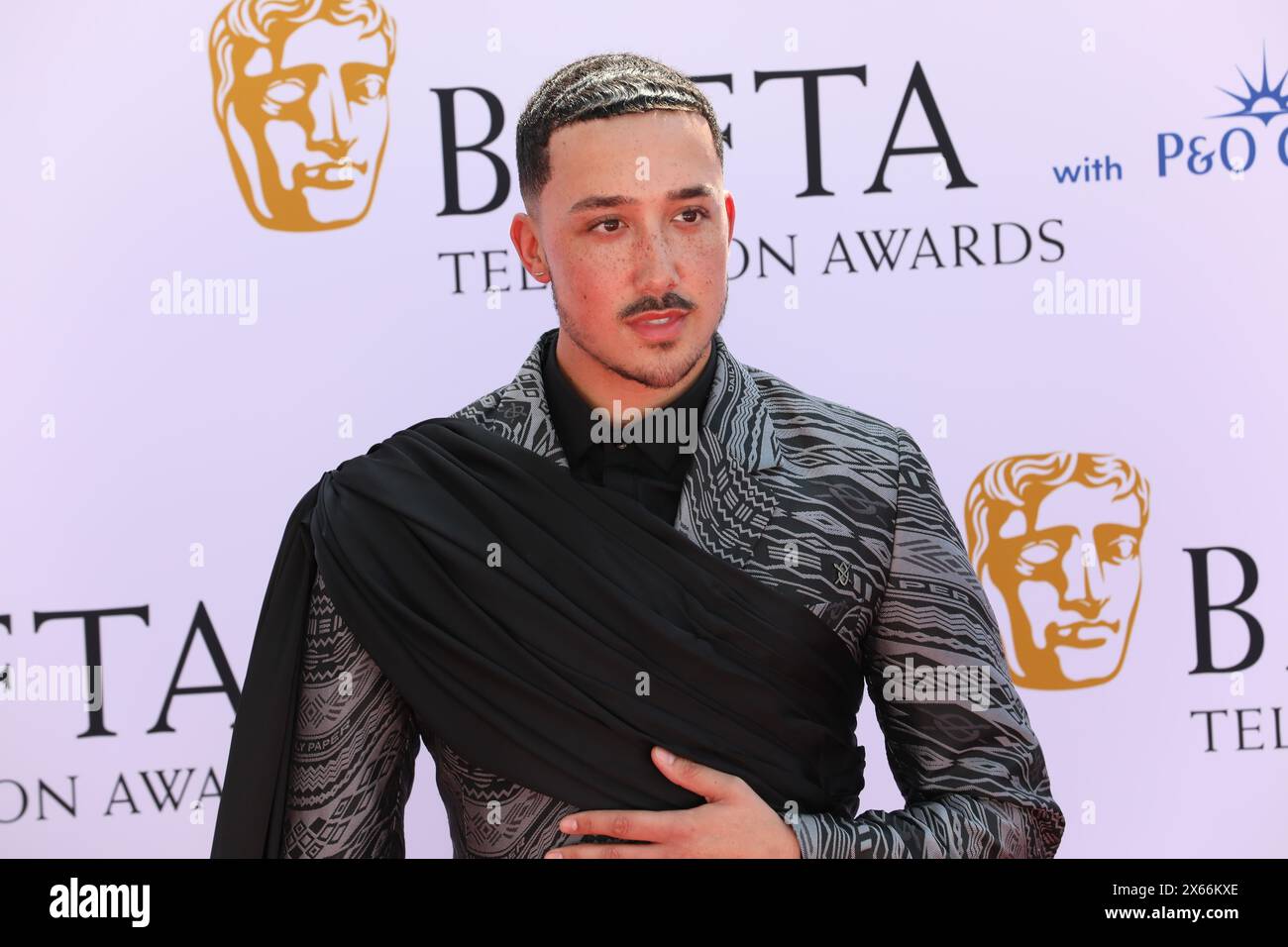 Kyron Hamilton participe aux BAFTA TV Awards avec P&O Cruises 2024 au Royal Festival Hall de Londres. Banque D'Images