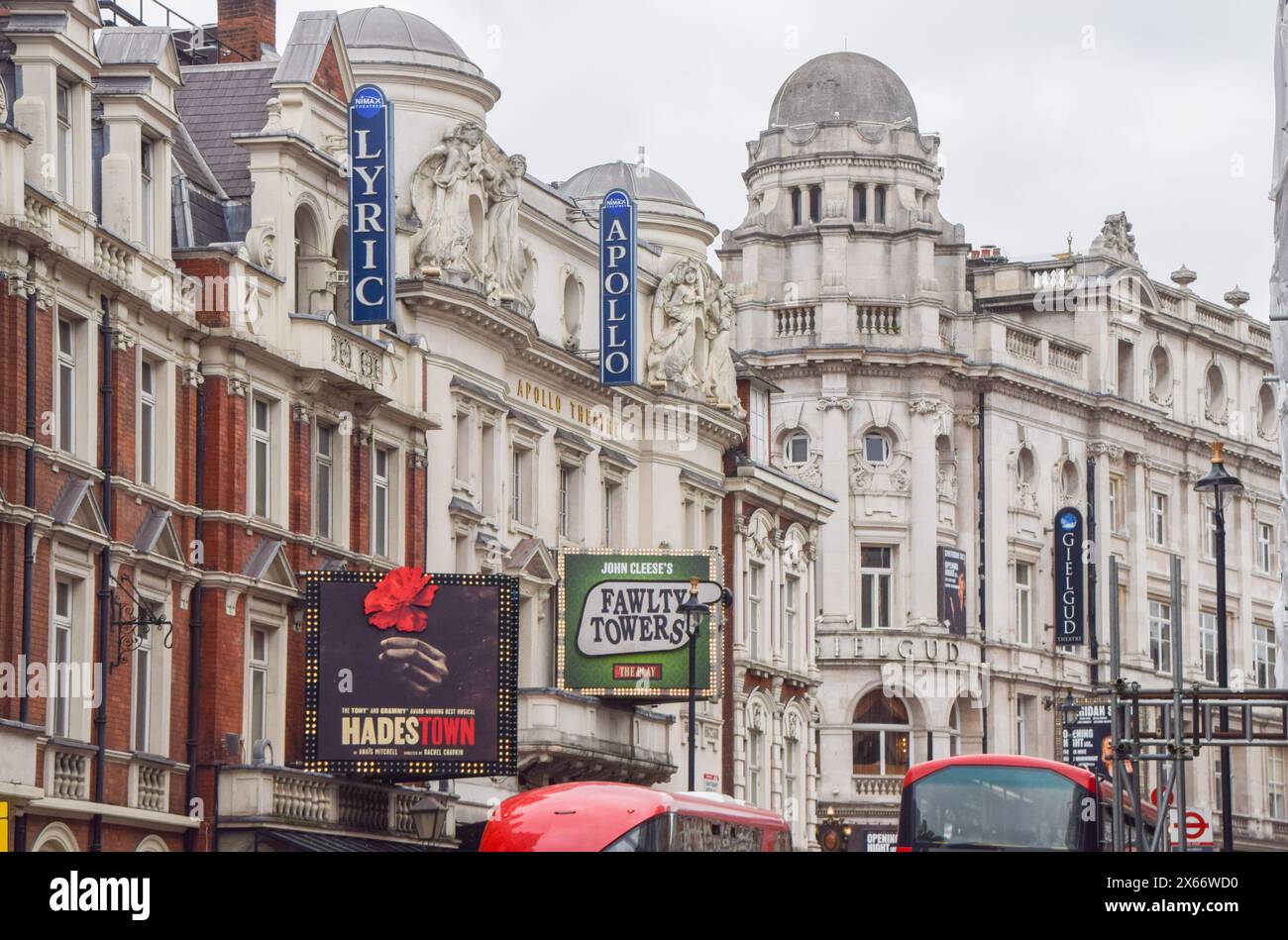 Londres, Royaume-Uni. 13 mai 2024. Théâtres sur Shaftesbury Avenue dans le West End, vue de jour. Crédit : Vuk Valcic/Alamy Banque D'Images