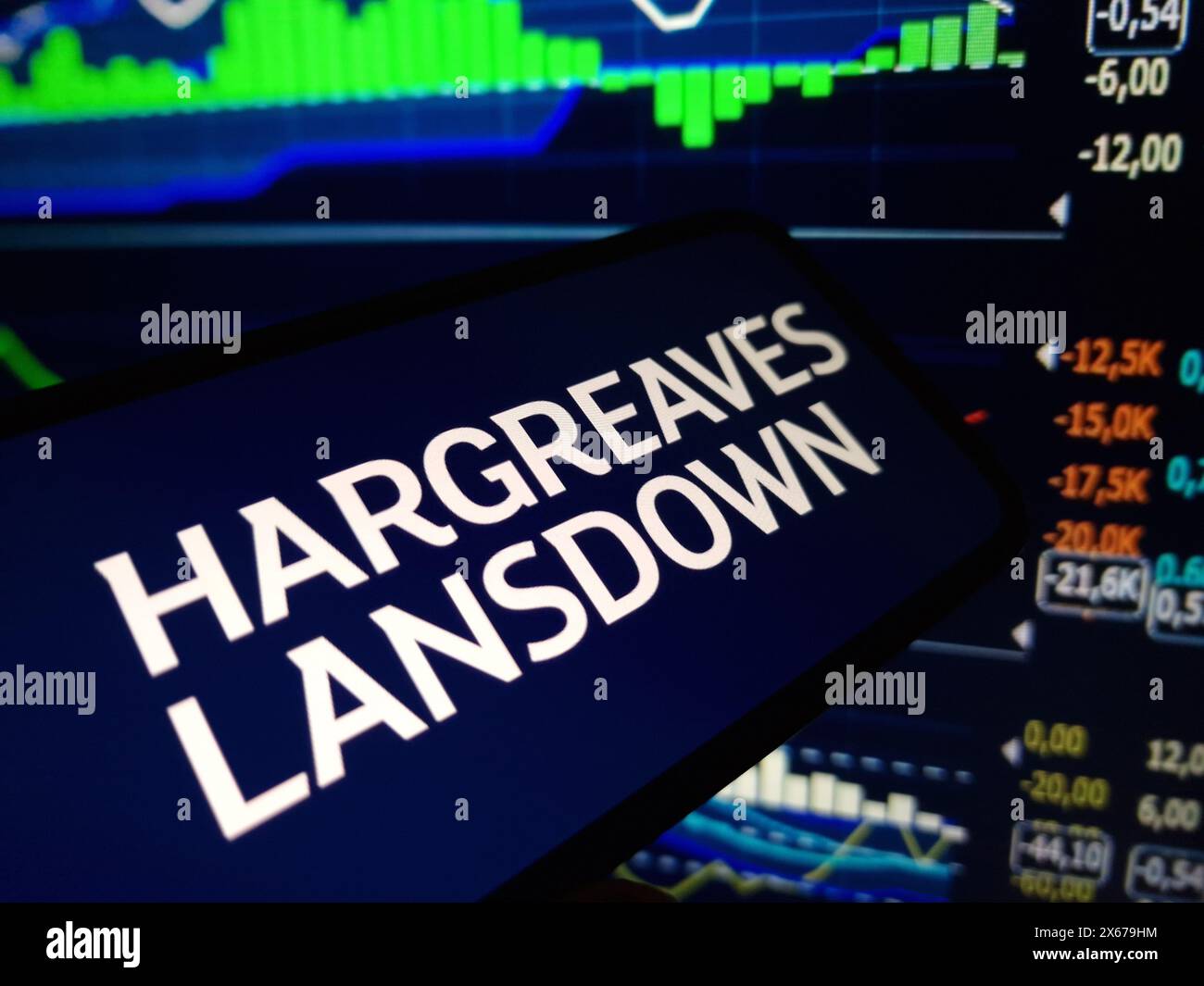 Konskie, Pologne - 12 mai 2024 : logo de la société Hargreaves Lansdown affiché sur le téléphone portable Banque D'Images