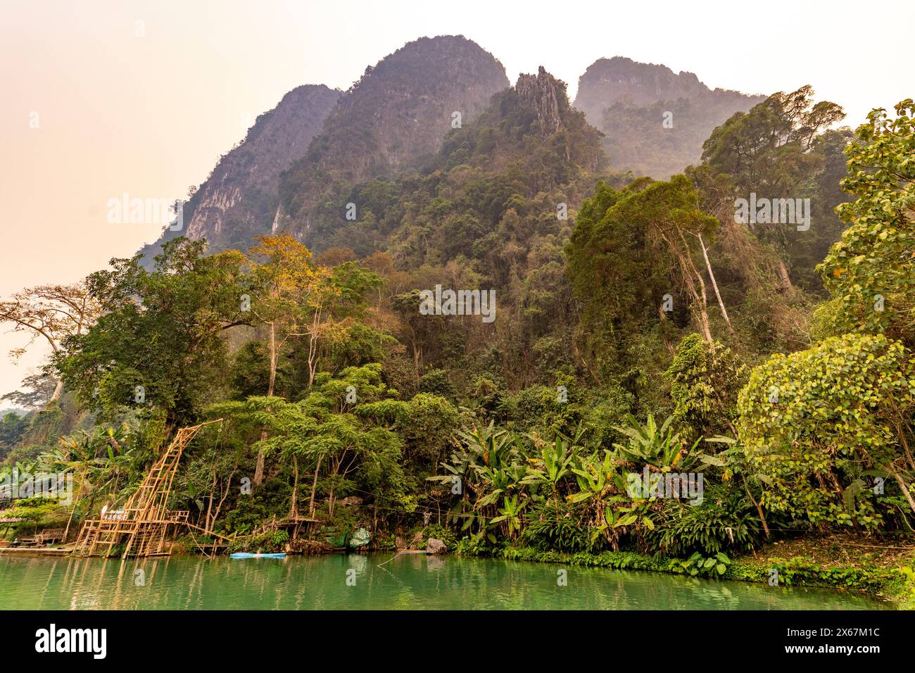 Blue Lagoon 3 zone de baignade près de Vang Vieng, Laos, Asie Banque D'Images