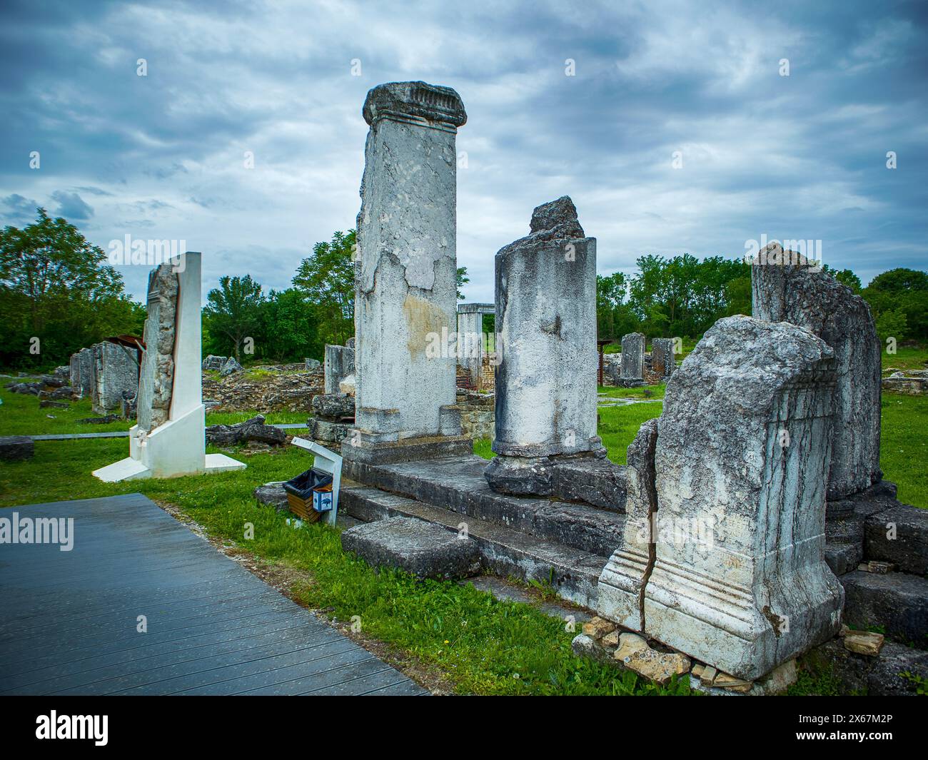 Ruines de la ville romaine et byzantine primitive de Nikopolis ad Istrum. Réserve archéologique 'Nicopolis ad Istrum'. Veliko Tarnovo. Bulgarie. Banque D'Images