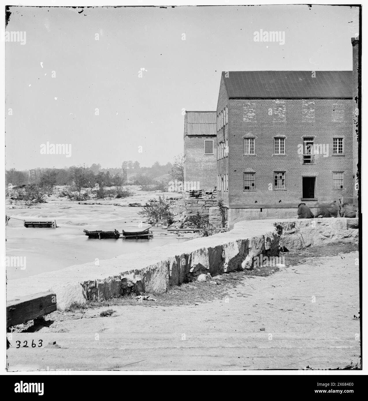 Richmond, Virginie. Vue sur la rivière James aux moulins à farine de Haxall, photographies de la guerre de Sécession 1861-1865 Banque D'Images