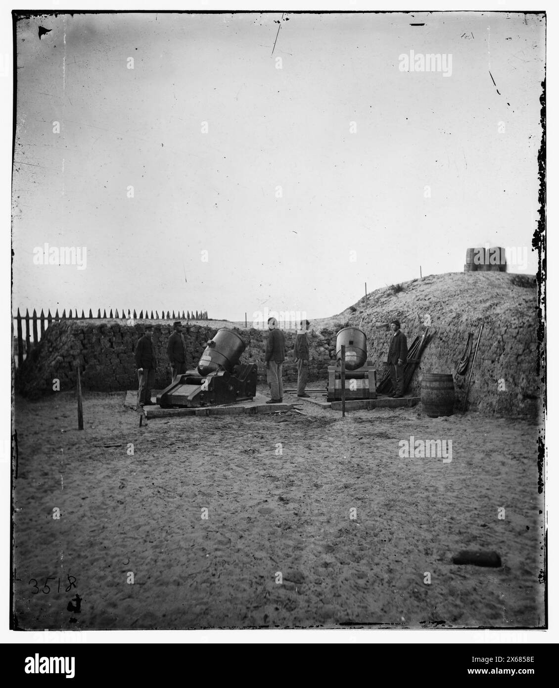 Charleston, Caroline du Sud (environs). Batterie de mortier fédérale sur l'île Morris, photographies de la guerre de Sécession 1861-1865 Banque D'Images