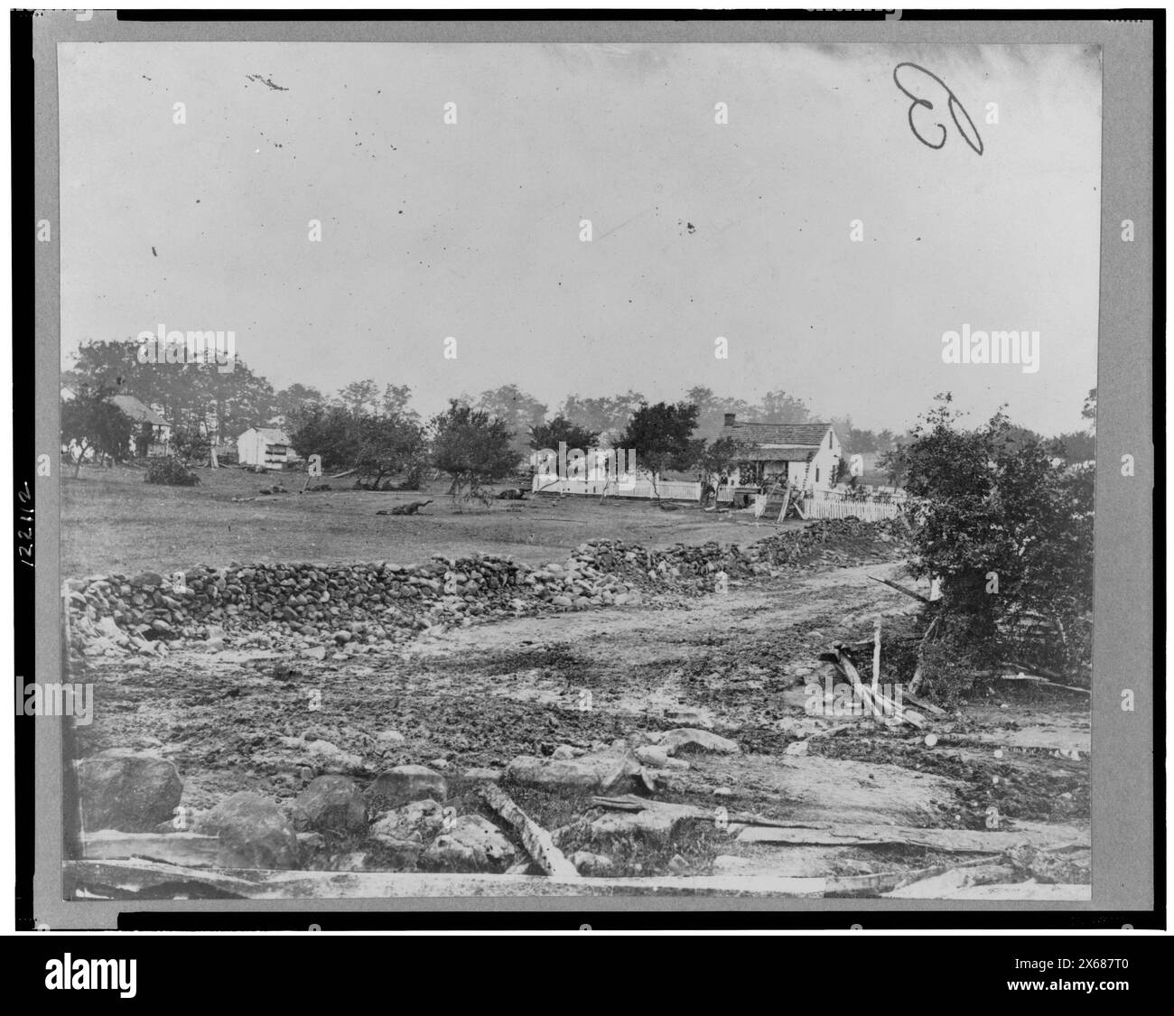 Siège du Gen. G.G. Meade, Gettysburg, . Collection de photographies de la guerre de Sécession (Bibliothèque du Congrès).. Meade, George Gordon,--1815-1872--Homes & Haunts. , Installations militaires--Pennsylvanie--Gettysburg--1860-1870. , États-Unis--histoire--Guerre civile, 1861-1865--quartier général militaire. Banque D'Images