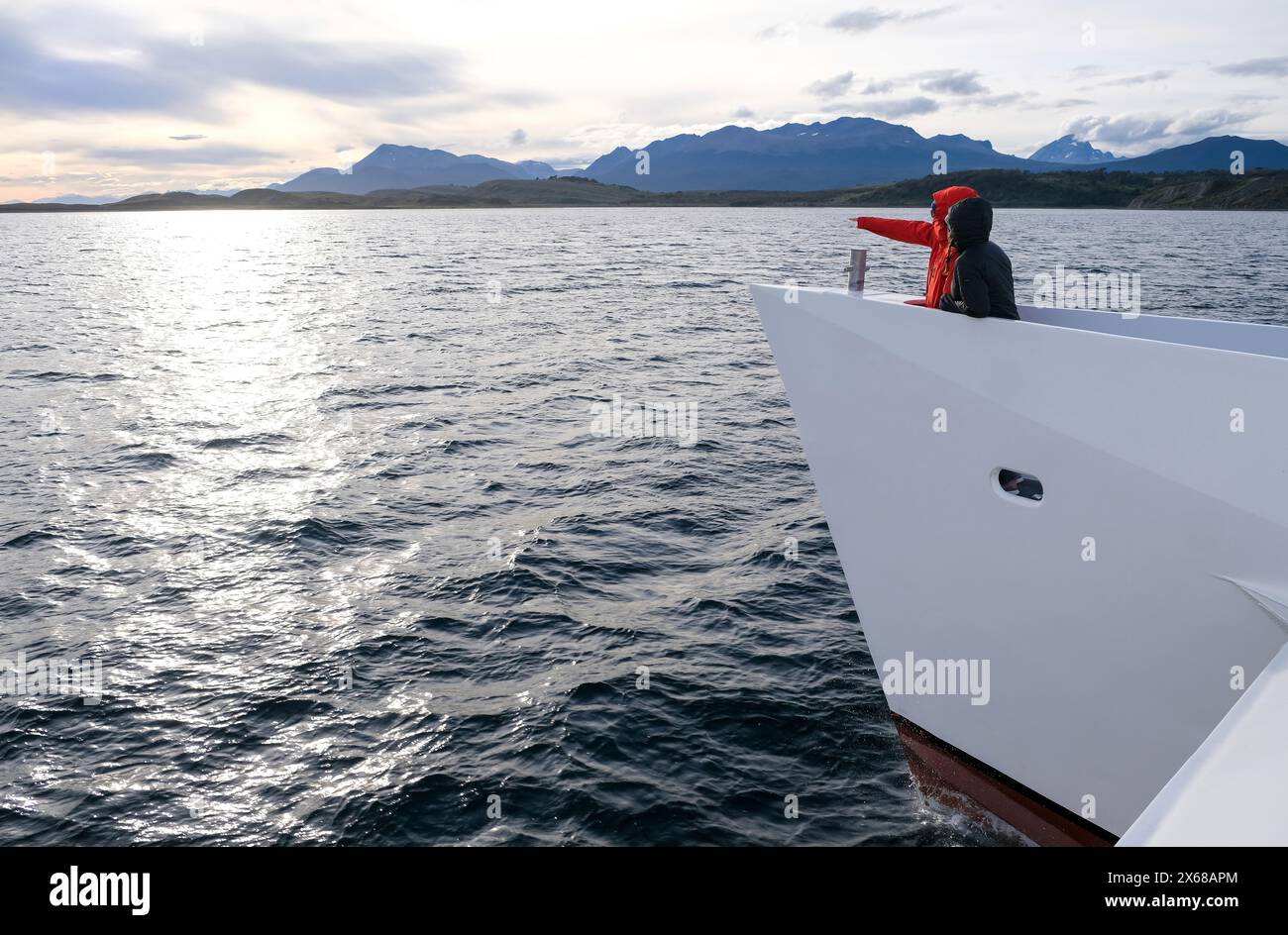 Ushuaia, Tierra del Fuego, Argentine, touristes sur un bateau d'excursion dans le canal Beagle, Banque D'Images
