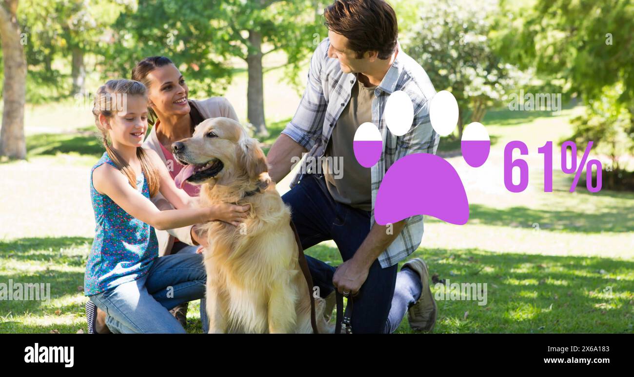 Image de l'icône de patte avec le pourcentage sur la famille caucasienne heureuse avec chien Banque D'Images