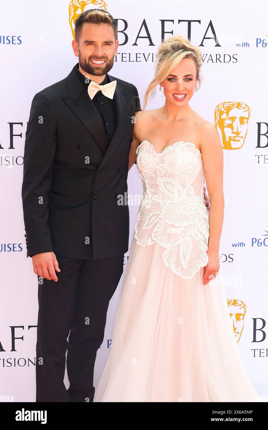 Londres, Royaume-Uni. 12 mai 2024. Ollie Piotrowski et Jorgie porter assistent aux BAFTA Television Awards 2024 au Royal Festival Hall de Waterloo, à Londres. Crédit : SOPA images Limited/Alamy Live News Banque D'Images