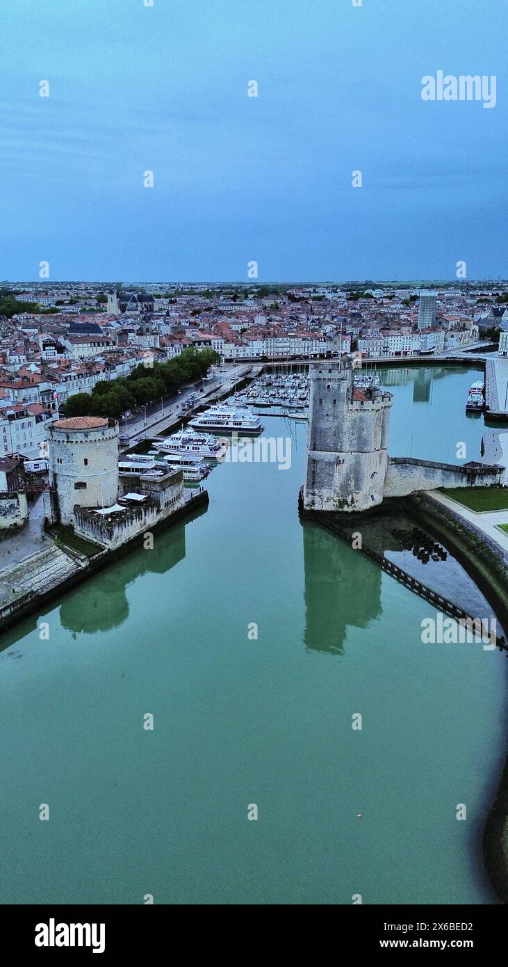 La rochelle architecture Banque de photographies et d’images à haute ...