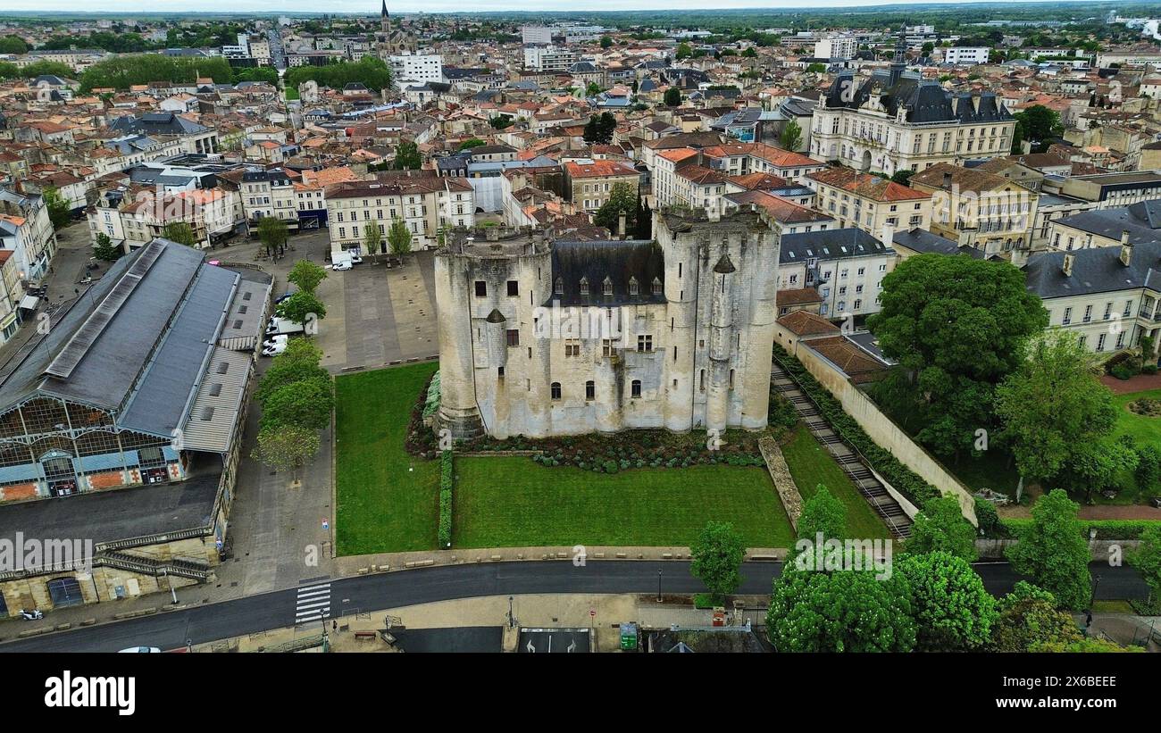 Drone photo Niort donjon France Europe Banque D'Images