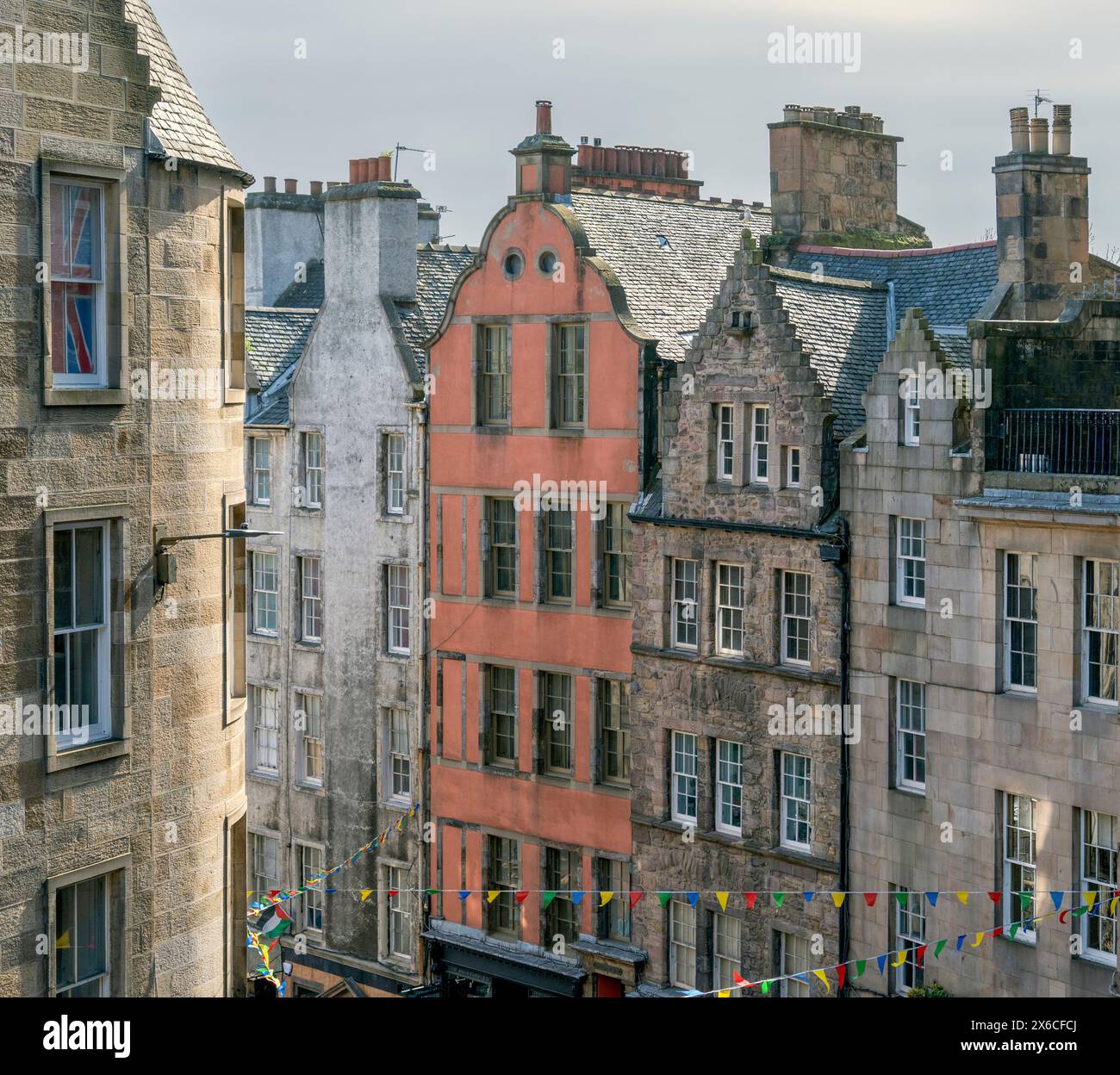 Les maisons anciennes sur West Bow et Vicoria Street, Édimbourg, Écosse, Royaume-Uni. Banque D'Images