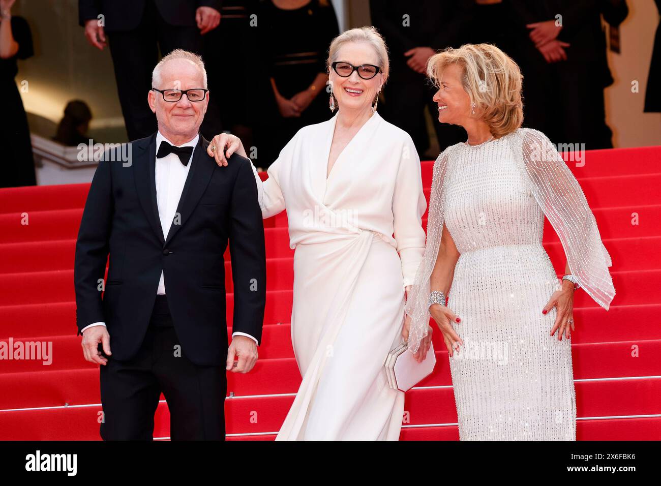 Cannes, France, le 14 mai 2024. Thierry Fremaux, Meryl Streep et Iris Knobloch assistent à la première de 'le Deuxieme acte' et à la cérémonie d'ouverture du 77e Festival de Cannes au Palais des Festivals de Cannes, France, le 14 mai 2024. Banque D'Images
