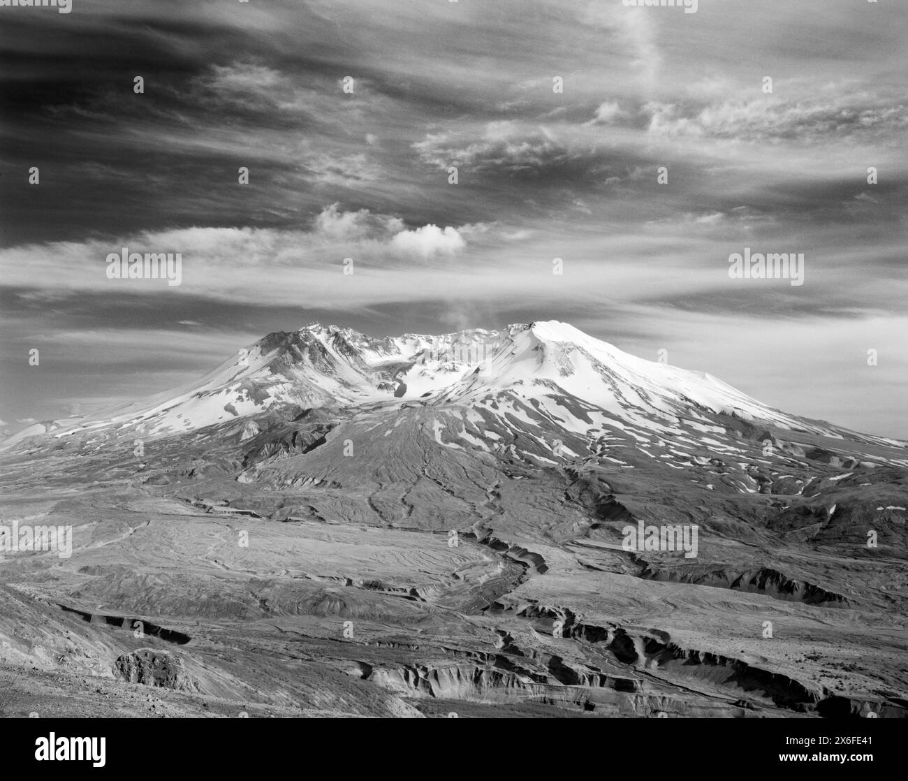 BW01818-21..... WASGINGTON - Mount St Helens from Johnston Ridge, Mount qualifiés Helens National Volcanic Monument, Gifford Pinchot National Forest. Banque D'Images