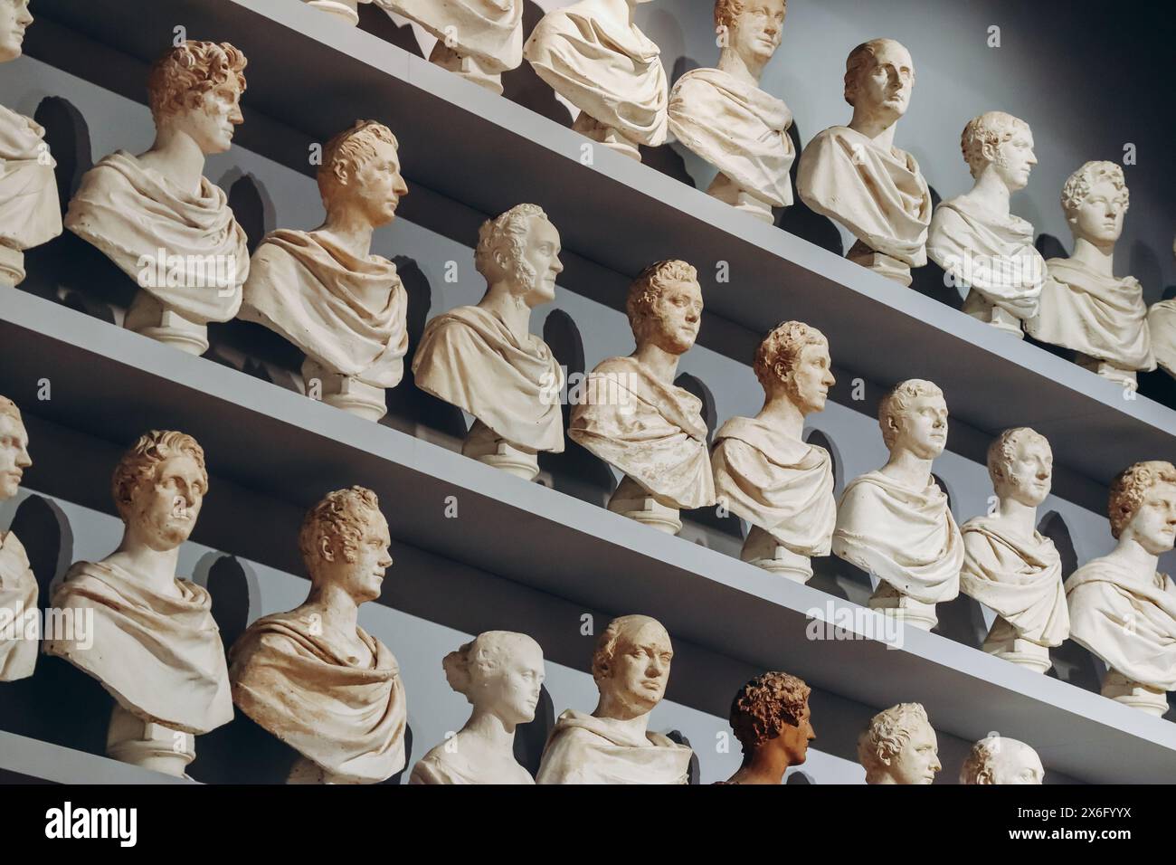 Florence, Italie - 29 décembre 2023 : la Galleria dell'Accademia di Firenze, ou 'Galerie de l'Académie de Florence', un musée d'art à Florence, en Italie Banque D'Images