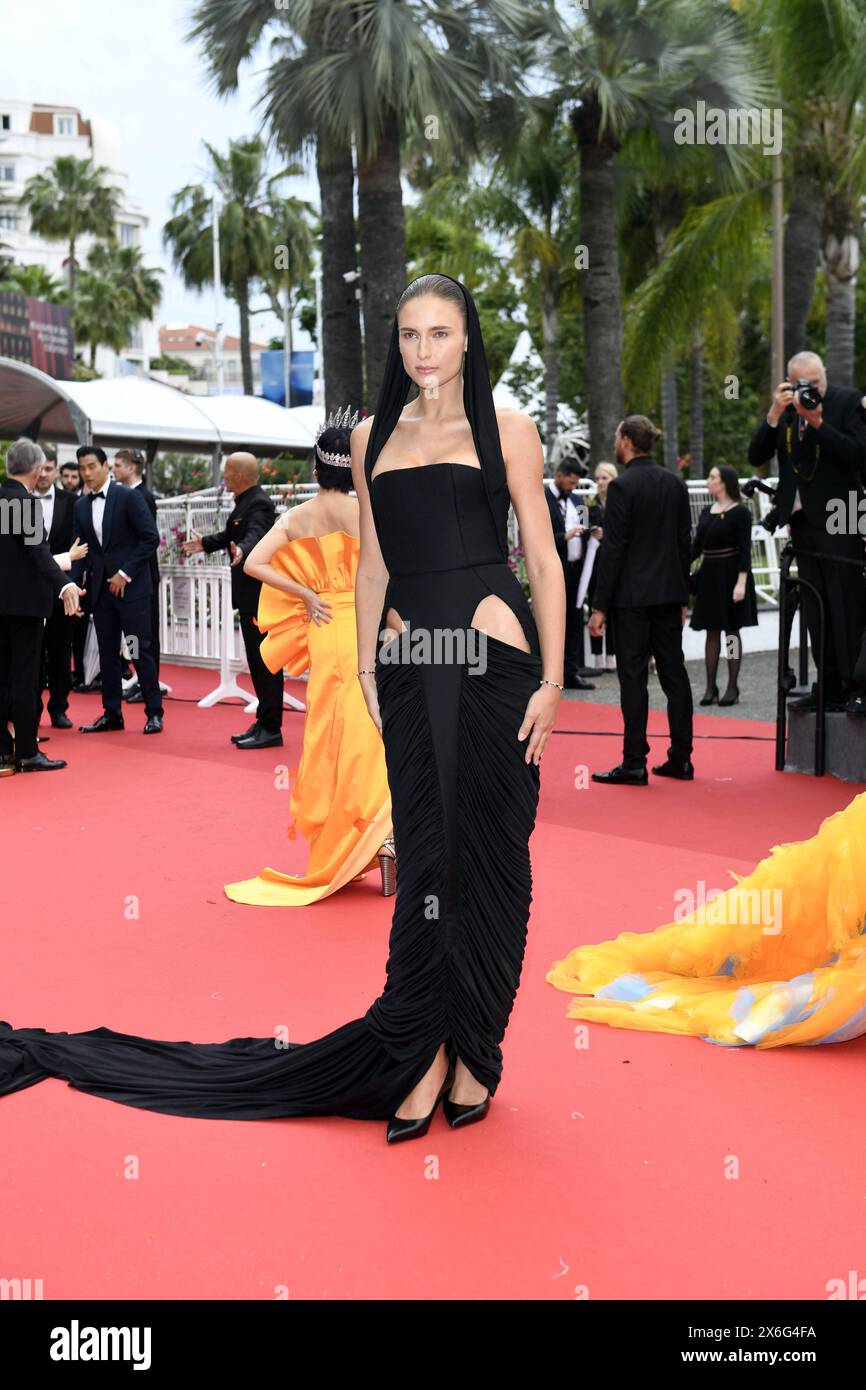 Fernanda Liz BEI der Eröffnungszeremonie und LE DEUXIÈME ACTE Premiere BEI den 77 e Filnfestspielen à Cannes 14.05.2024 *** Fernanda Liz à la cérémonie d'ouverture et LA première DU DEUXIÈME ACTE au 77e Festival de Cannes 14 05 2024 Banque D'Images