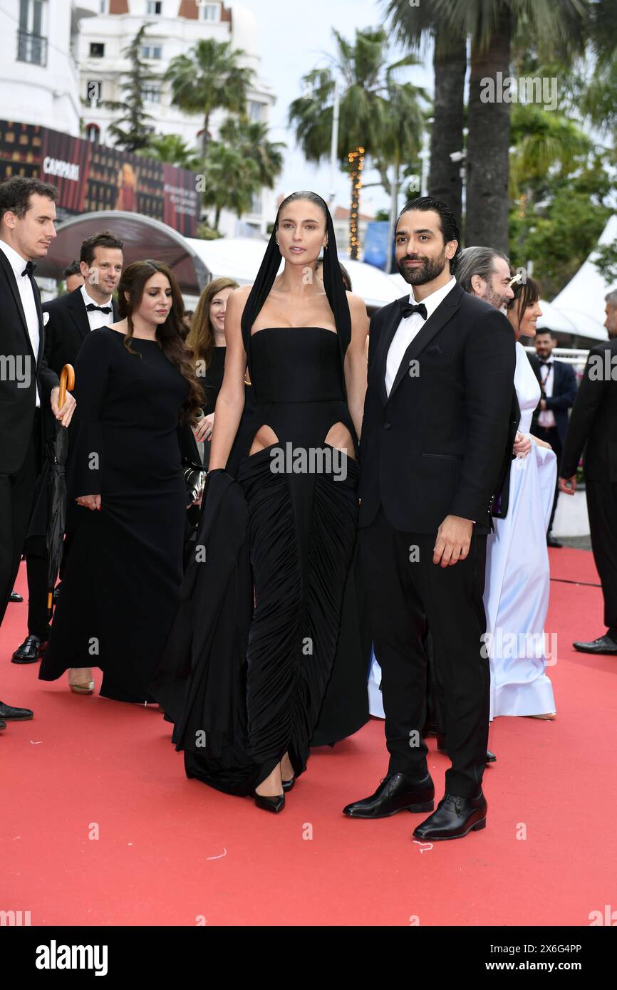 Fernanda Liz und Gonzalez Romero BEI der Eröffnungszeremonie und THE SECOND ACTE Premiere BEI den 77 e Filnfestspielen à Cannes 14.05.2024 *** Fernanda Liz et Gonzalez Romero à la cérémonie d'ouverture et LA première DU SECOND ACTE au 77e Festival de Cannes 14 05 2024 Banque D'Images
