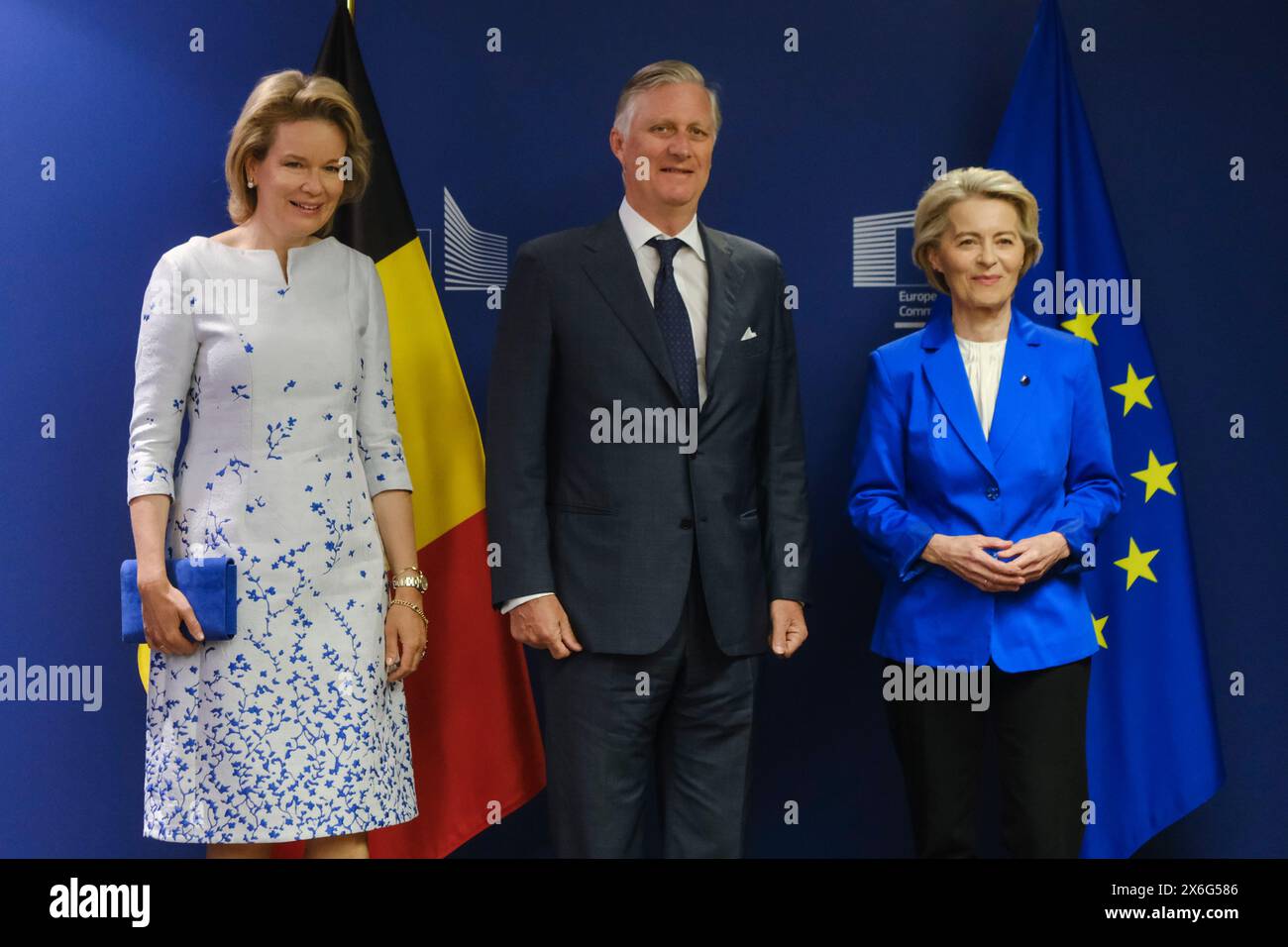Bruxelles, Belgique. 15 mai 2024. La reine Mathilde, le roi Philippe de Belgique et la présidente de la Commission européenne Ursula von der Leyen posent pour la photo au début d'une visite royale au siège de l'UE, à Bruxelles, en Belgique, le 15 mai 2024. Crédit : ALEXANDROS MICHAILIDIS/Alamy Live News Banque D'Images