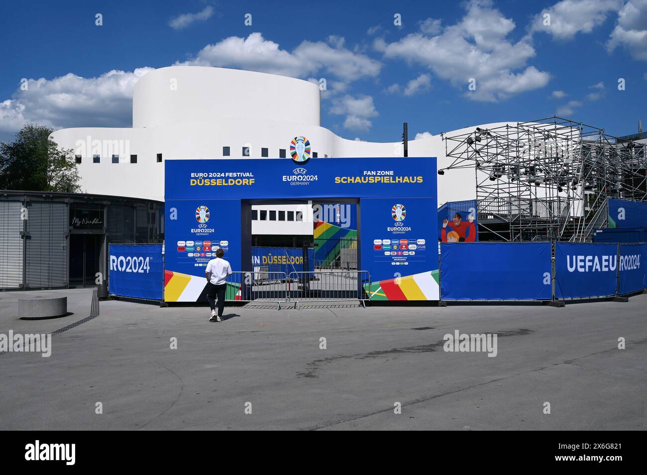 Football, Allemagne, Euro 2024, Fan zone au Schauspielhaus Düsseldorf Banque D'Images