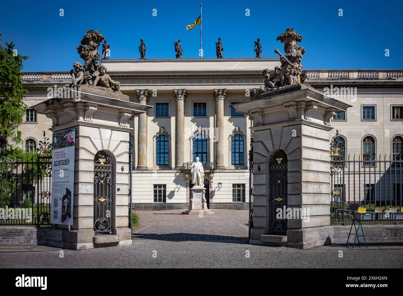 Berlin Mitte, Humboldt Universität HUB, Straße Unter den Linden - 15.05.2024 Berlin Banque D'Images