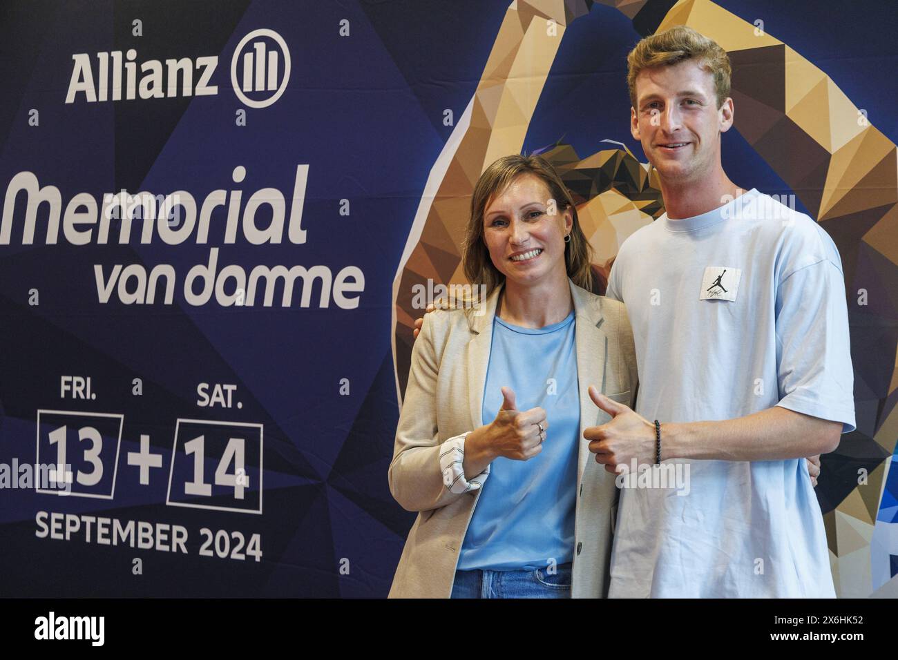 Bruxelles, Belgique. 15 mai 2024. Kim Gevaert, directeur de la réunion du Memorial Van Damme, et Alexander Doom, belge, photographiés lors d’une conférence de presse pour présenter la 48e édition de l’événement sportif Memorial Van Damme à Bruxelles, le mercredi 15 mai 2024. La réunion 2024 de l'Allianz Memorial Van Damme Diamond League aura lieu les 13 et 14 septembre 2O24. BELGA PHOTO NICOLAS MAETERLINCK crédit : Belga News Agency/Alamy Live News Banque D'Images