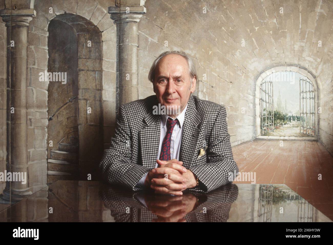 James Graham BALLARD (J.G. ou JG ou J G Ballard) - date : 19951001 ©John Foley/Opale.photo Banque D'Images