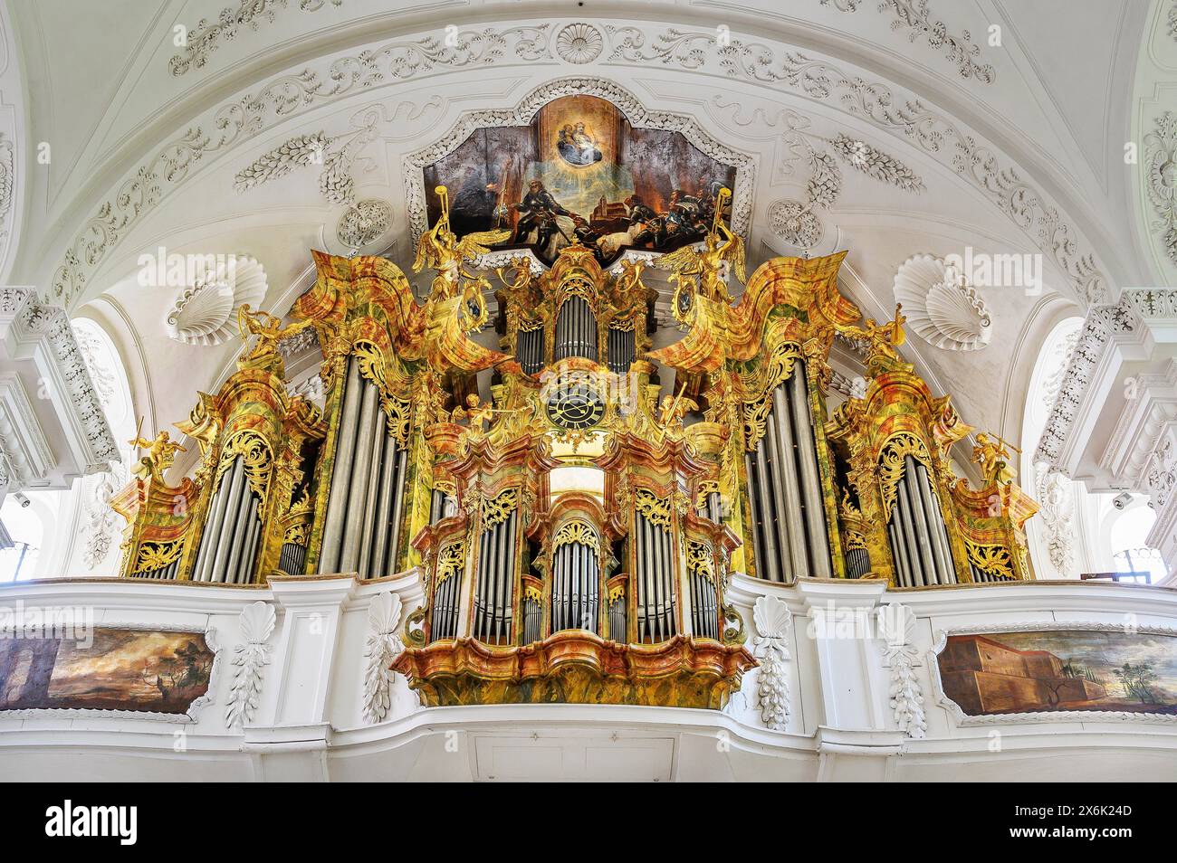 L'orgue, ancienne église monastère de Pierre et Paul, monastère ou abbaye de l'Irsee, ancienne abbaye bénédictine, est aujourd'hui une conférence et une éducation Banque D'Images