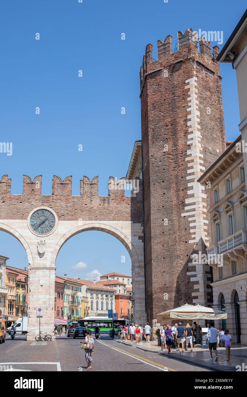 Portoni della Bra, remparts de la ville, Vérone, Vénétie, Italie Banque D'Images