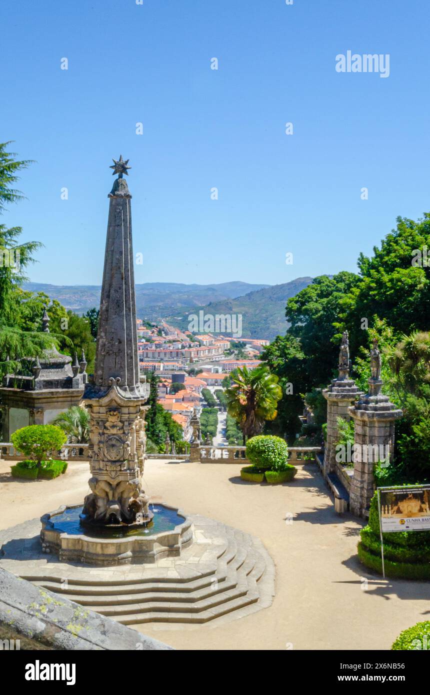 Escaliers du Sanctuaire de notre-Dame de Remedios à Lamego, vallée du Douro. Portugal Banque D'Images