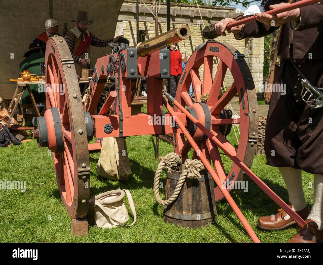 Malmesbury, Wiltshire, Angleterre - samedi 4 mai 2024. Le colonel Devereuxs Regiment vient à Malmesbury, ville perchée sur la colline, pour reconstituer l'impor Banque D'Images