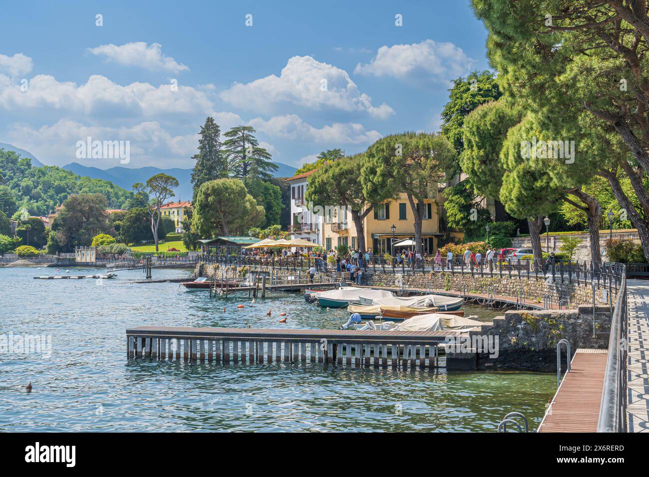 Lenno sur le lac de Côme en Italie Banque D'Images Lenno sur le lac de Côme en Italie Banque D'Images