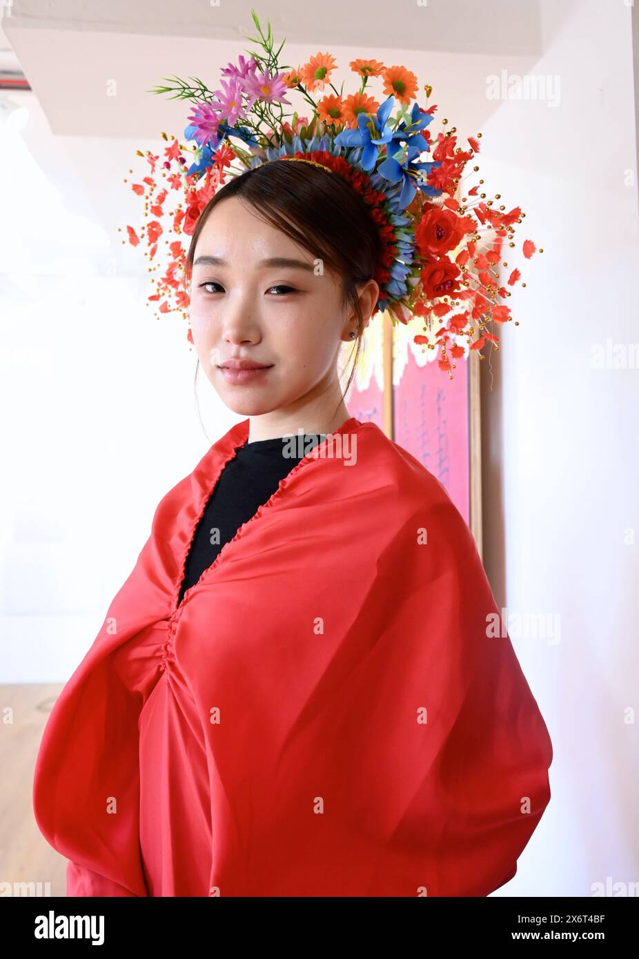 L'HISTOIRE DE LA PIERRE MARITINE ÉCHOS ORGANISÉ PAR SECTION CULTURELLE , AMBASSADE DE CHINE AU ROYAUME-UNI OUVRE SES PORTES AU PUBLIC MAI 16-19 DANS LE CADRE DE LA SEMAINE ARTISANALE DE LONDRES ENTRÉE GRATUITE 11H - 18H ... Banque D'Images