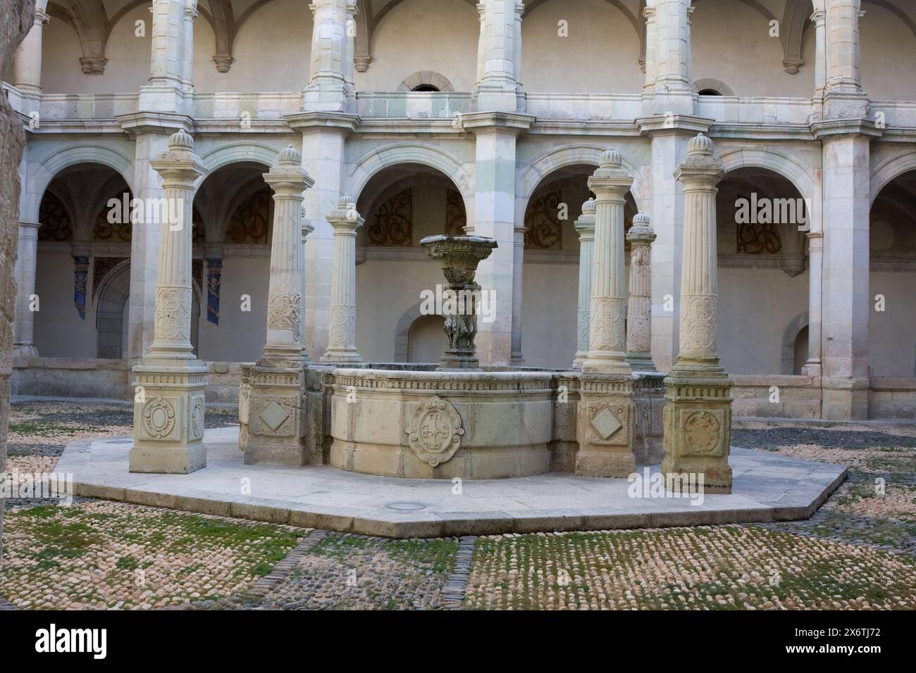 Oaxaca ; Mexique ; Amérique du Nord. Fontaine de la cour, Museo de las Culturas de Oaxaca. Anciennement partie du monastère de l'église de Santo Domingo. Banque D'Images