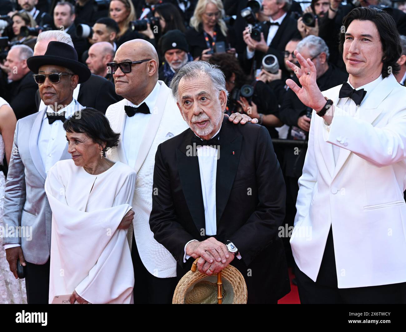 Cannes, France. 16 mai 2024. Francis Ford Coppola, Adam Driver, Audrey Plaza et Lawrence Fishburn arrivant à la première Megalopolis au Palais des Festival, dans le cadre de la 77ème édition du Festival de Cannes. Crédit : Doug Peters/EMPICS/Alamy Live News Banque D'Images