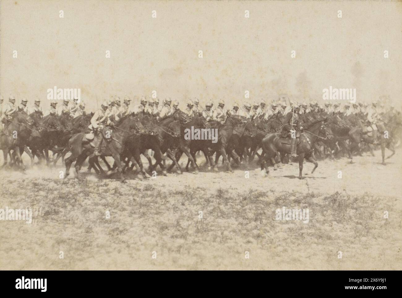 Cavalerie sur la lande, photographie, Ottomar Anschütz, (mentionné sur l'objet), Allemagne, 1884, carton, impression albumine, hauteur, 108 mm × largeur, 166 mm Banque D'Images