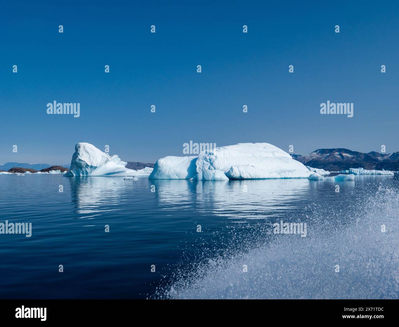 Icebergs dans le fjord de Sermilik, dans l'est du Groenland Banque D'Images