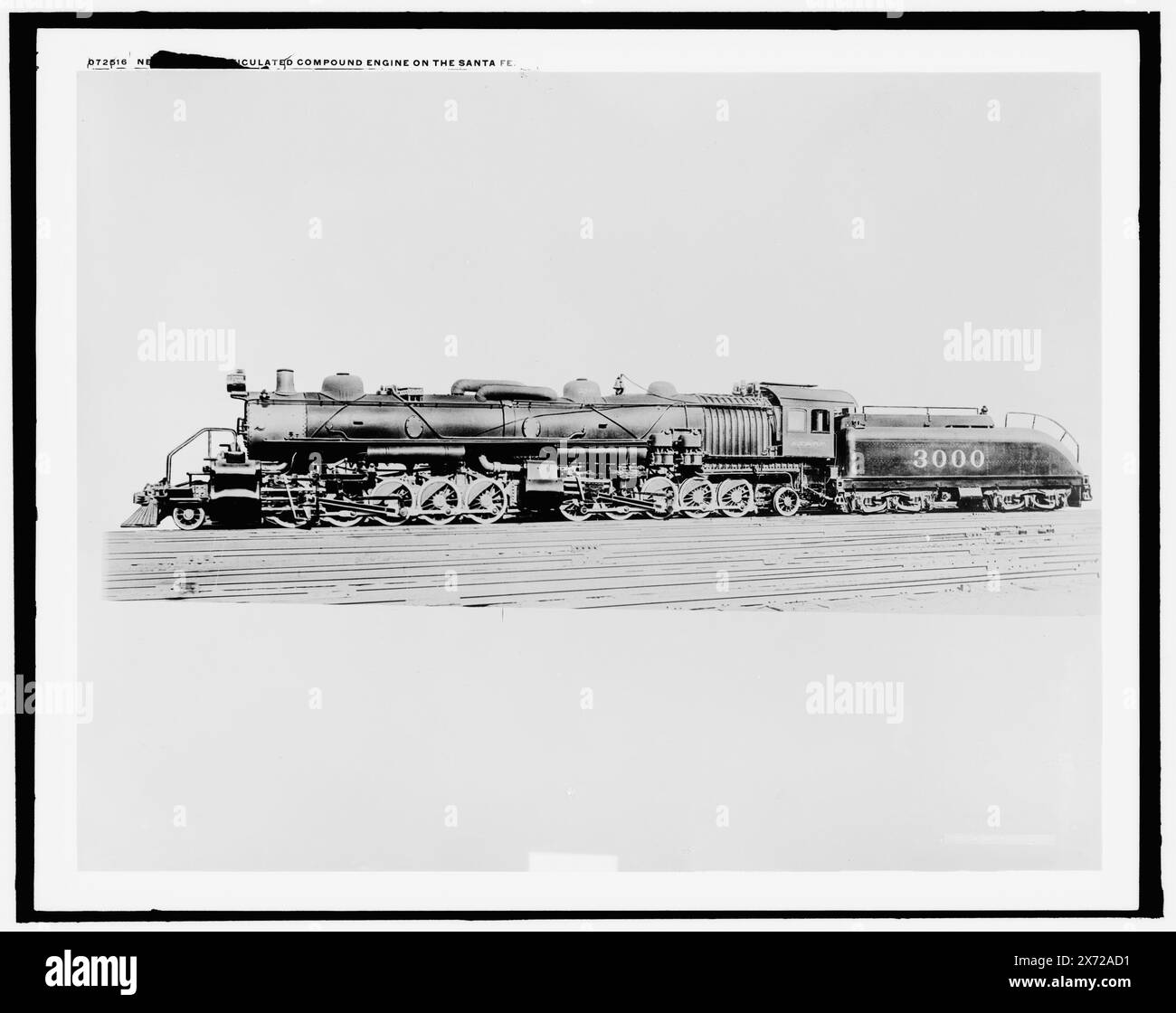 Nouveau moteur composé articulé Mallet sur le Santa Fe, Detroit Publishing Co. No. 072516., Gift ; State Historical Society of Colorado ; 1949, Railroad locomotives. Banque D'Images