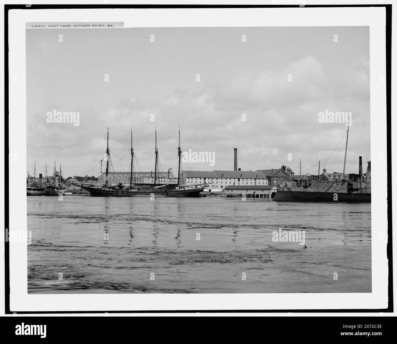 Portsmouth Navy Yard, Kittery point, Me., date basée sur Detroit, catalogue J Supplément (1901-1906)., Detroit Publishing Co. No. 013932., Gift ; State Historical Society of Colorado ; 1949, Naval Yards & Naval stations. , États-Unis, Maine, Kittery. Banque D'Images