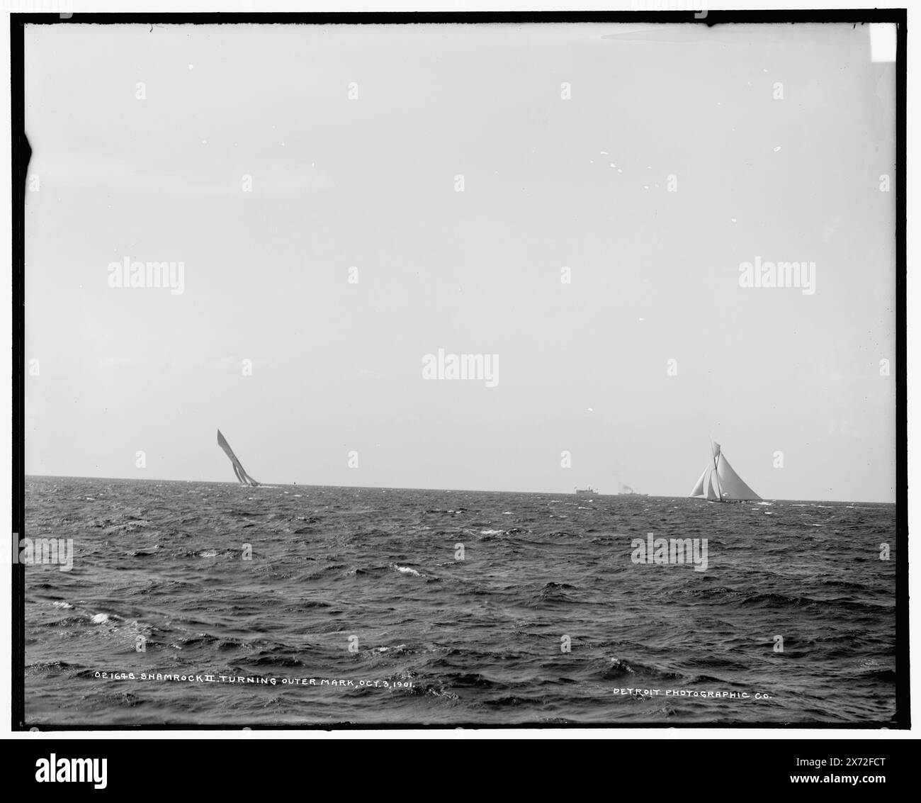 Shamrock II tournant marque extérieure, '522' sur négatif., Detroit Publishing Co. No. 021648., Gift ; State Historical Society of Colorado ; 1949, Shamrock II (Yacht), America's Cup races. , Yachts. , Régates. Banque D'Images