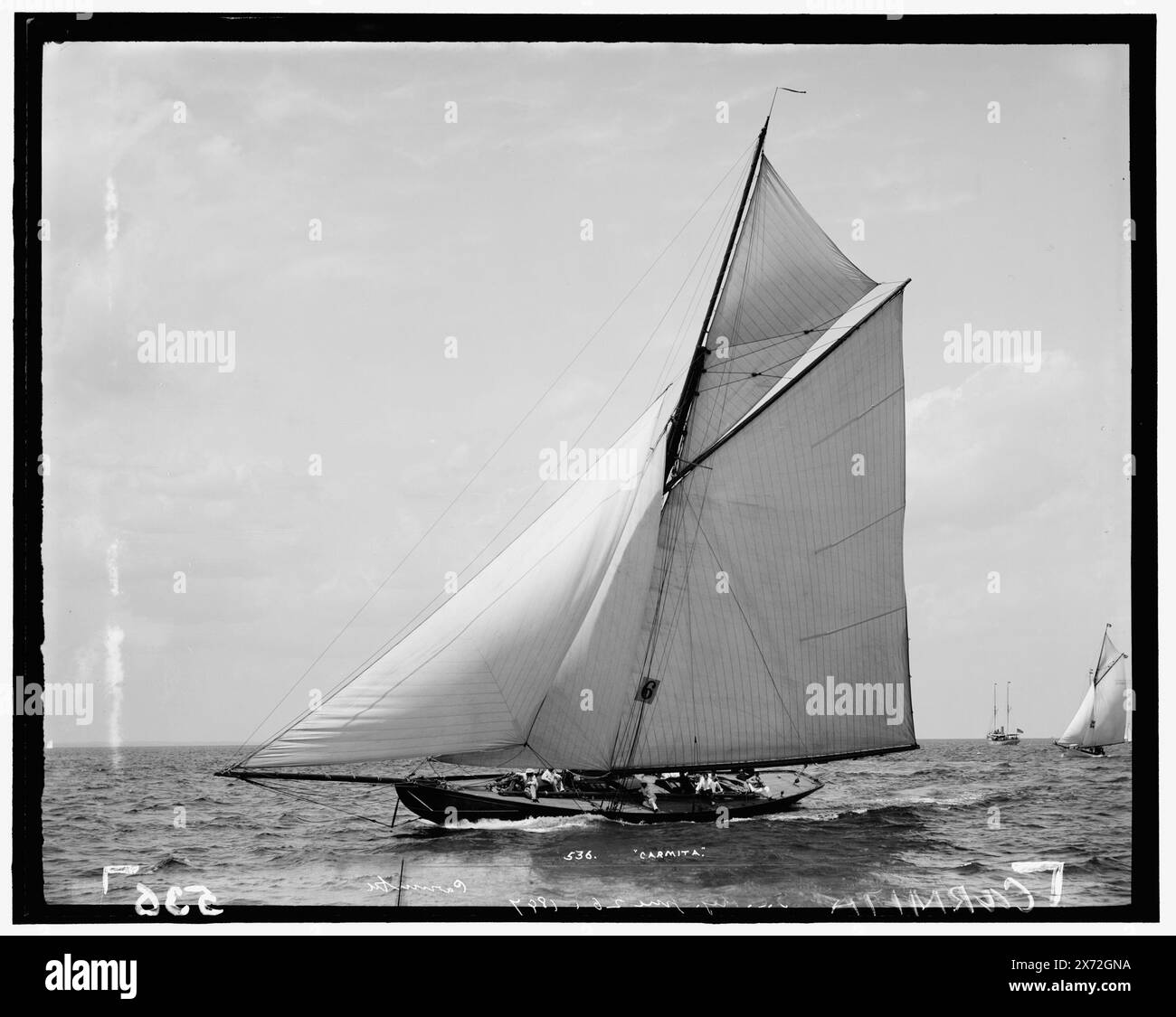Carmita, attribution basée sur le style du titre et de la numérotation., '536' et 'S.C. reg' sur négatif., probablement une régate Seawanhaka Yacht Club., No Detroit Publishing Co., cadeau ; State Historical Society of Colorado ; 1949, Carmita (Yacht) , Yachts. , Régates. Banque D'Images